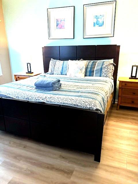 Bedroom 2 (King Suite)