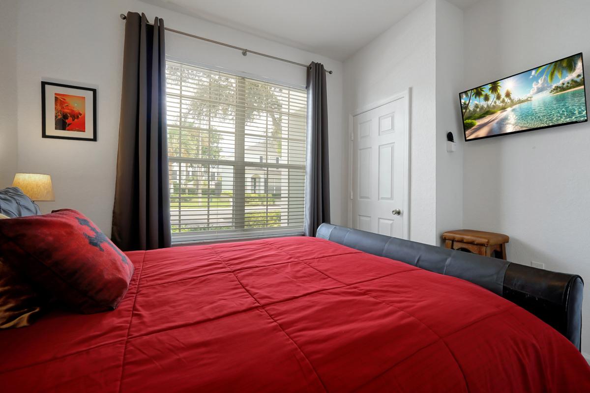 First floor queen bedroom.