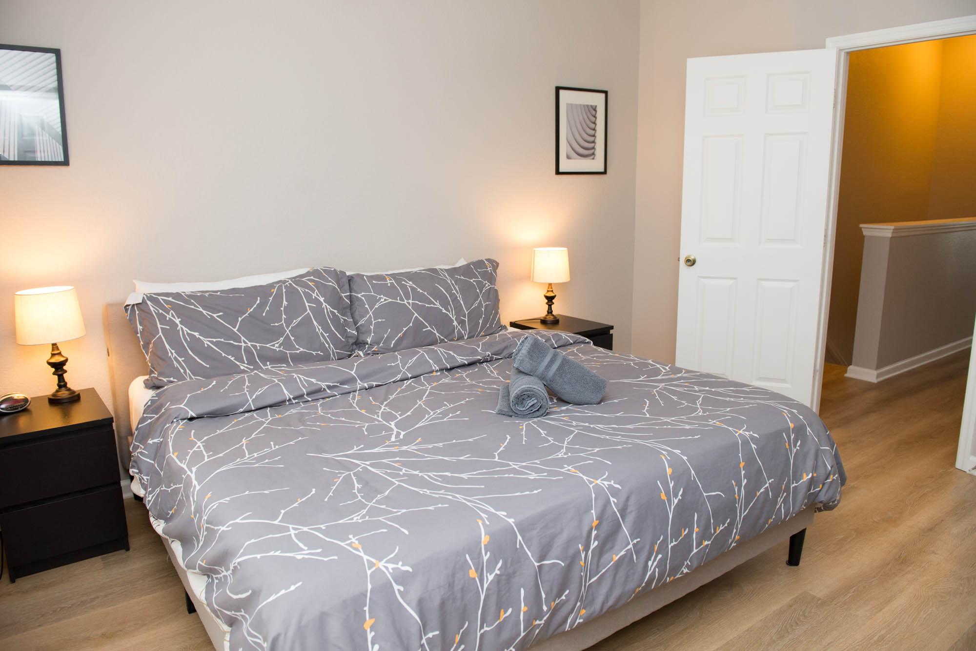 Back King bedroom