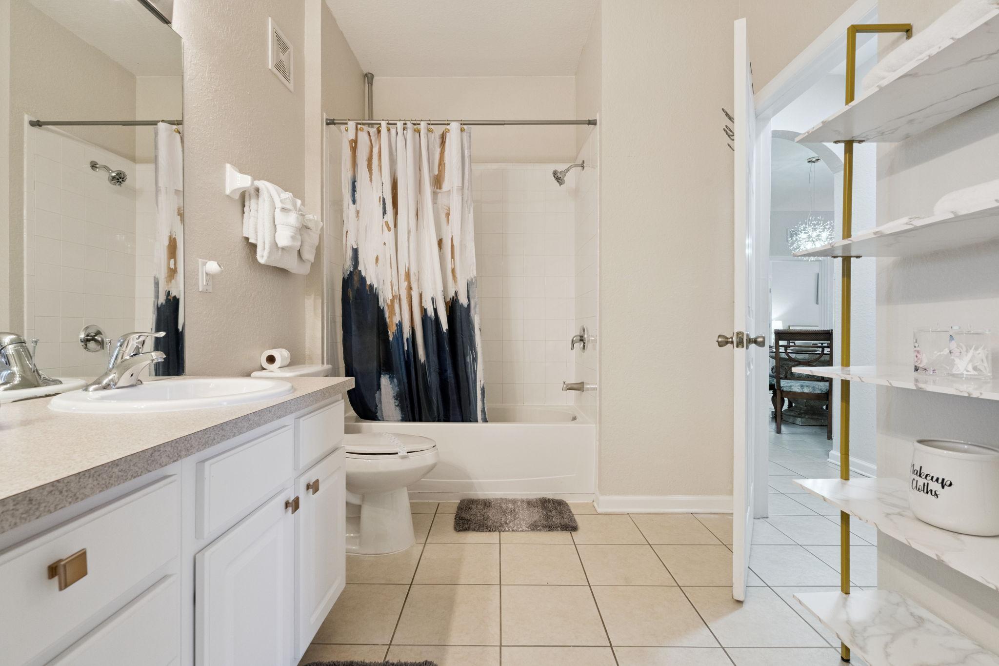 Main shared bathroom