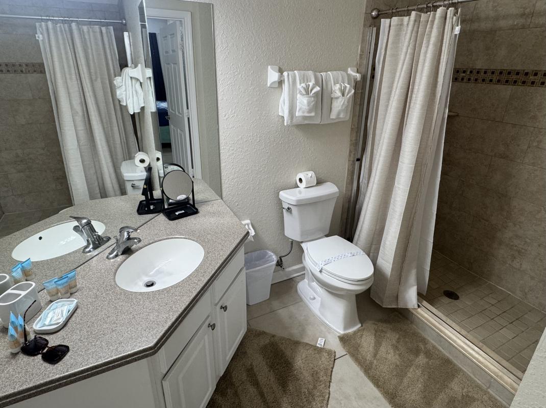 Master king en-suite