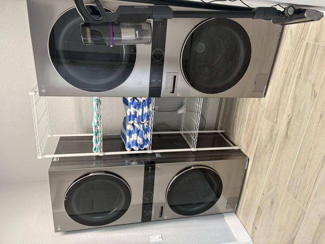 Double washer and dryer