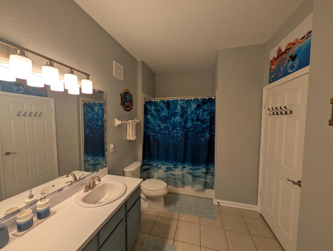 2nd bathroom