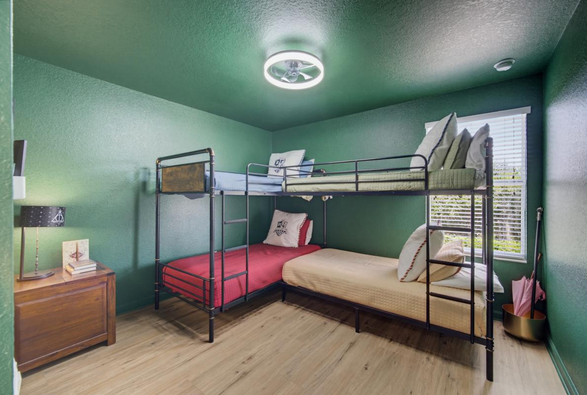 Harry Potter Quad Bunk Bedroom